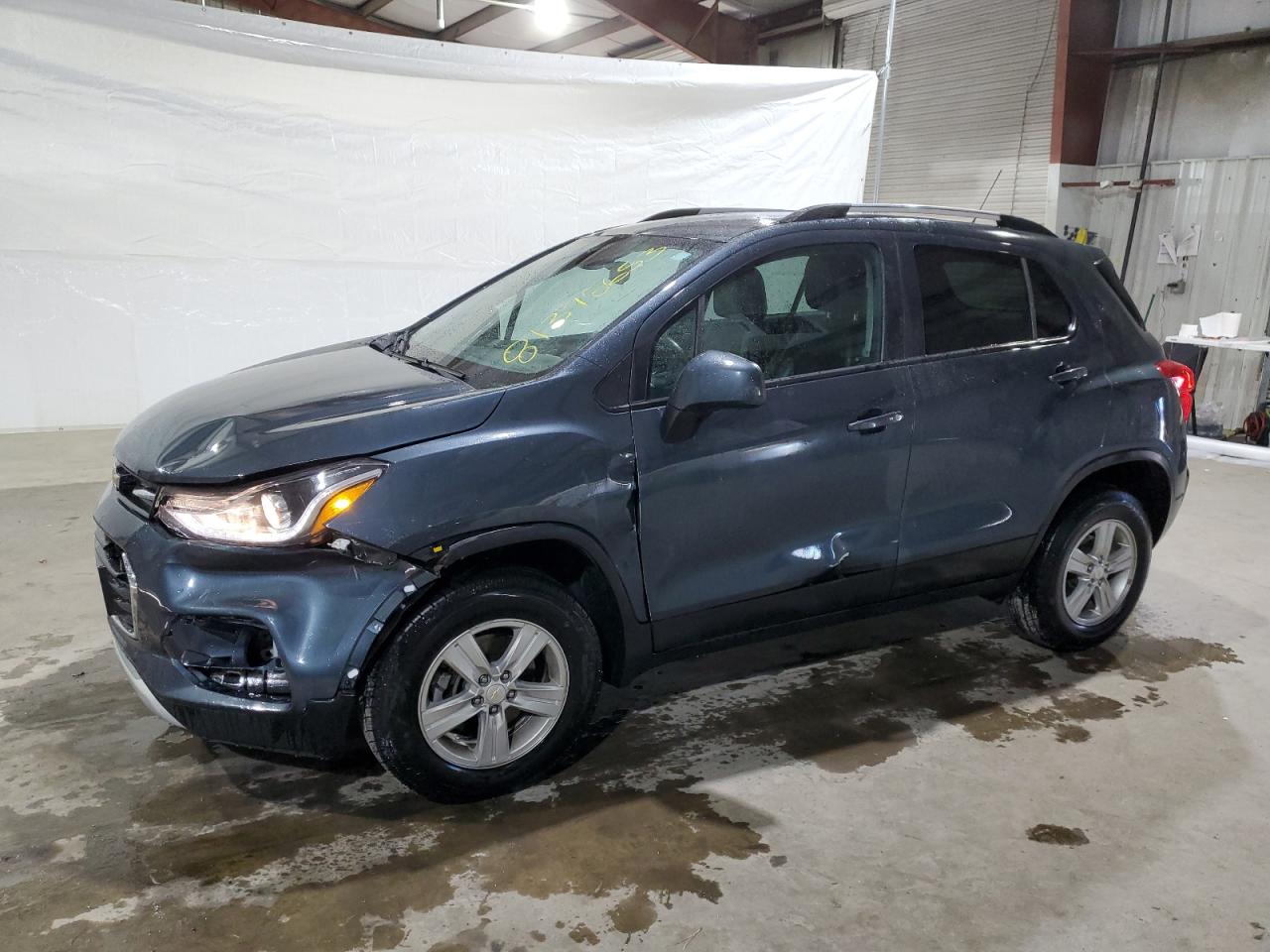 Image 1 of 2022 CHEVROLET TRAX 1LT 2022 with VIN KL7CJPSM4NB521329