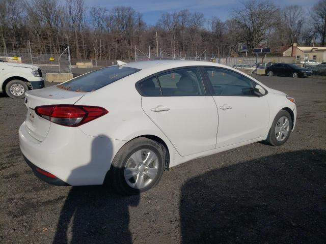 Image 3 of 2017 KIA FORTE LX 2017 with VIN 3KPFK4A76HE090037