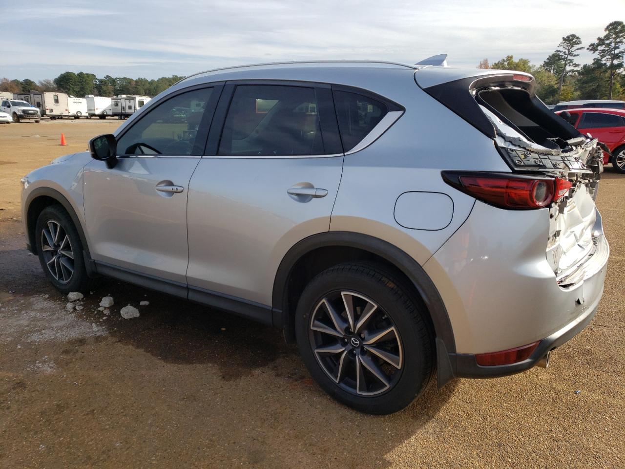 Image 2 of 2017 MAZDA CX-5 GRAND TOURING 2017 with VIN JM3KFBDL4H0224527