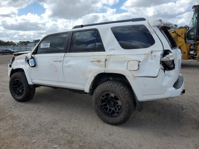 Изображение 2 2016 TOYOTA 4RUNNER SR5 2016 с VIN JTEZU5JR5G5127633