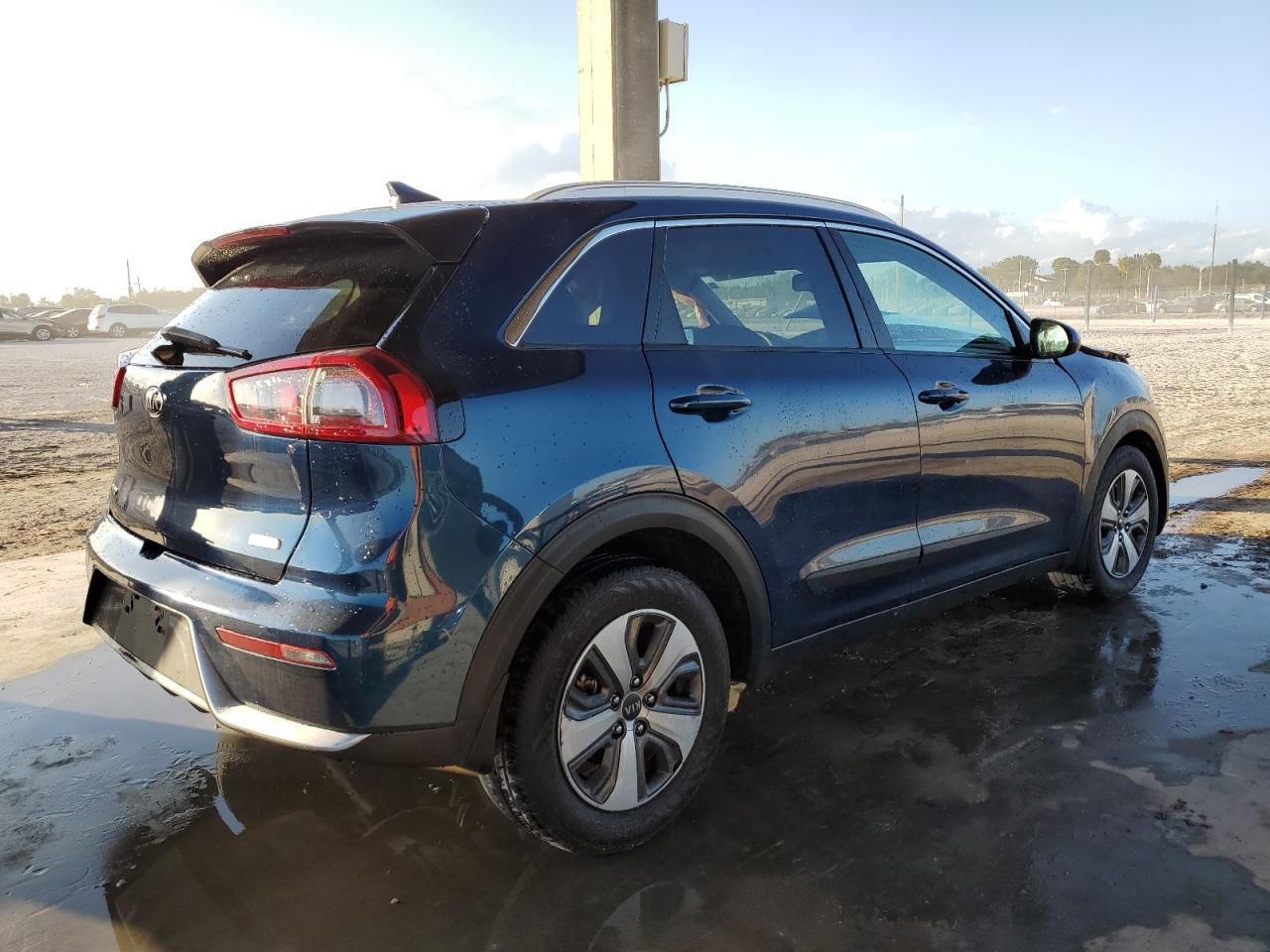 Изображение 3 2018 KIA NIRO FE 2018 с VIN KNDCB3LC4J5205999