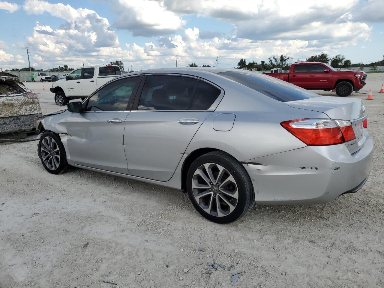 Изображение 2 2014 HONDA ACCORD LX 2014 с VIN 1HGCR2F36EA159107