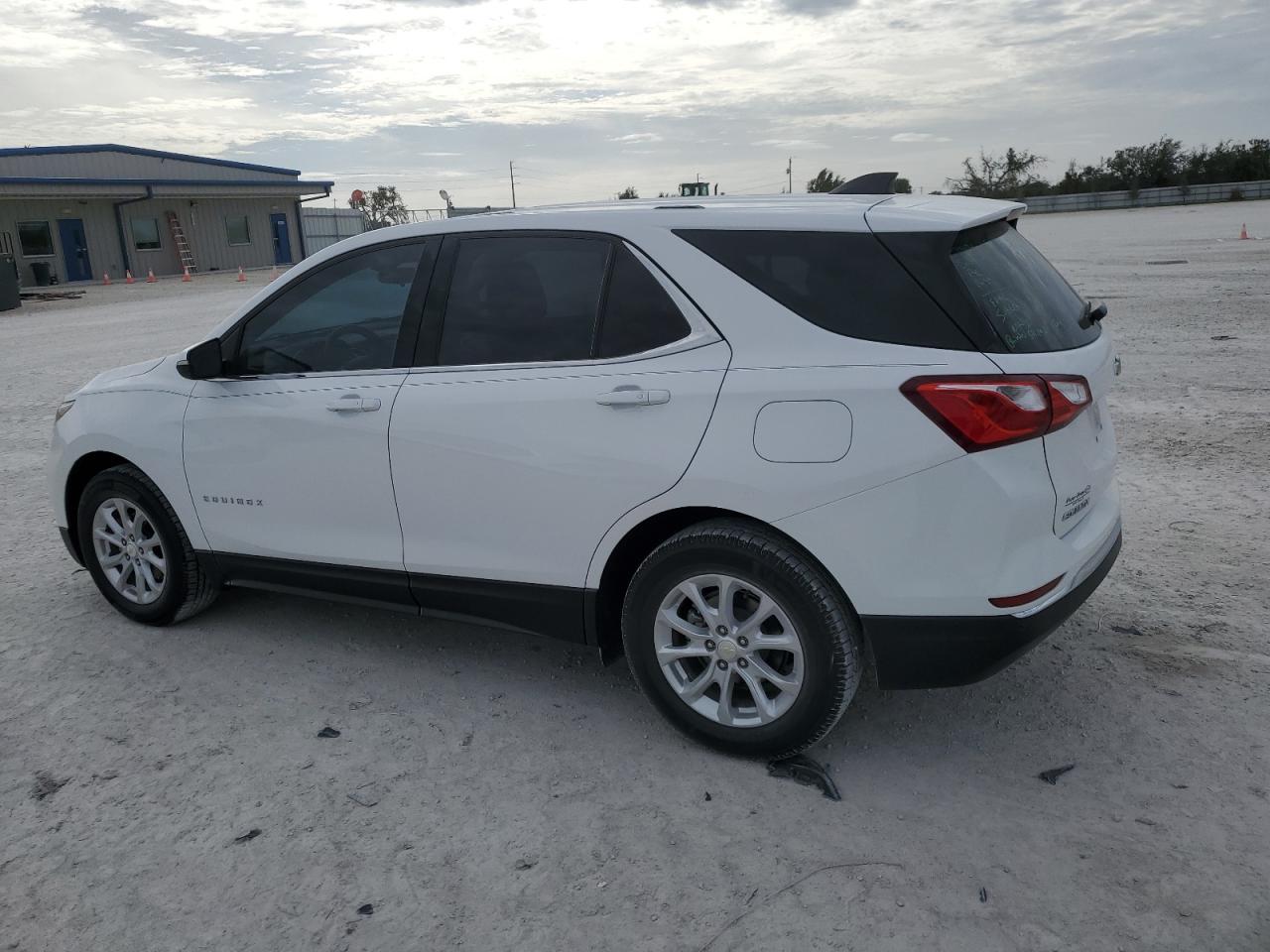 Image 2 of 2018 CHEVROLET EQUINOX LT 2018 with VIN 3GNAXJEV0JL269475