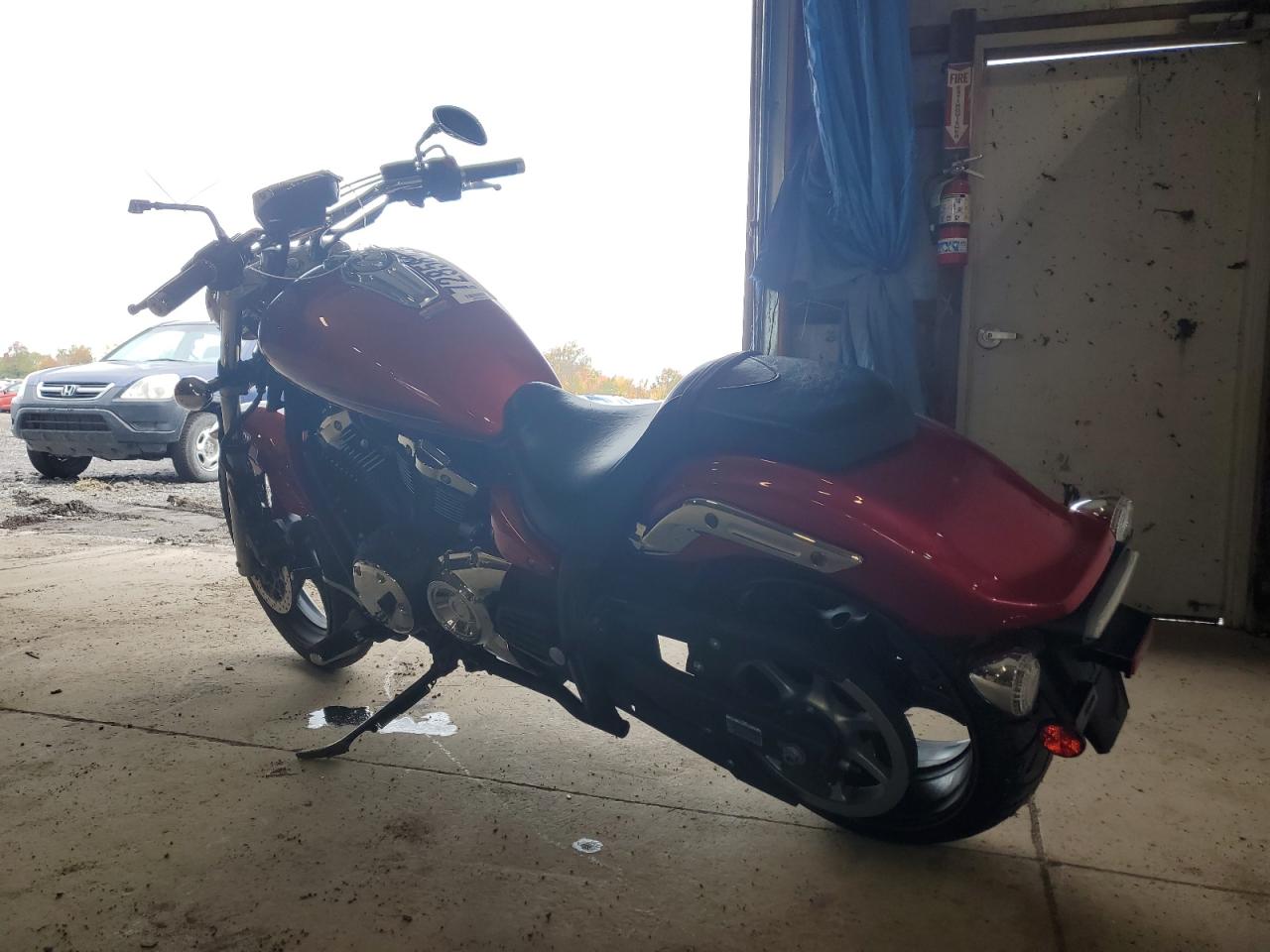 Obraz 3 z 2014 YAMAHA XVS1300 CU 2014 z VIN JYAVP33E4EA010036