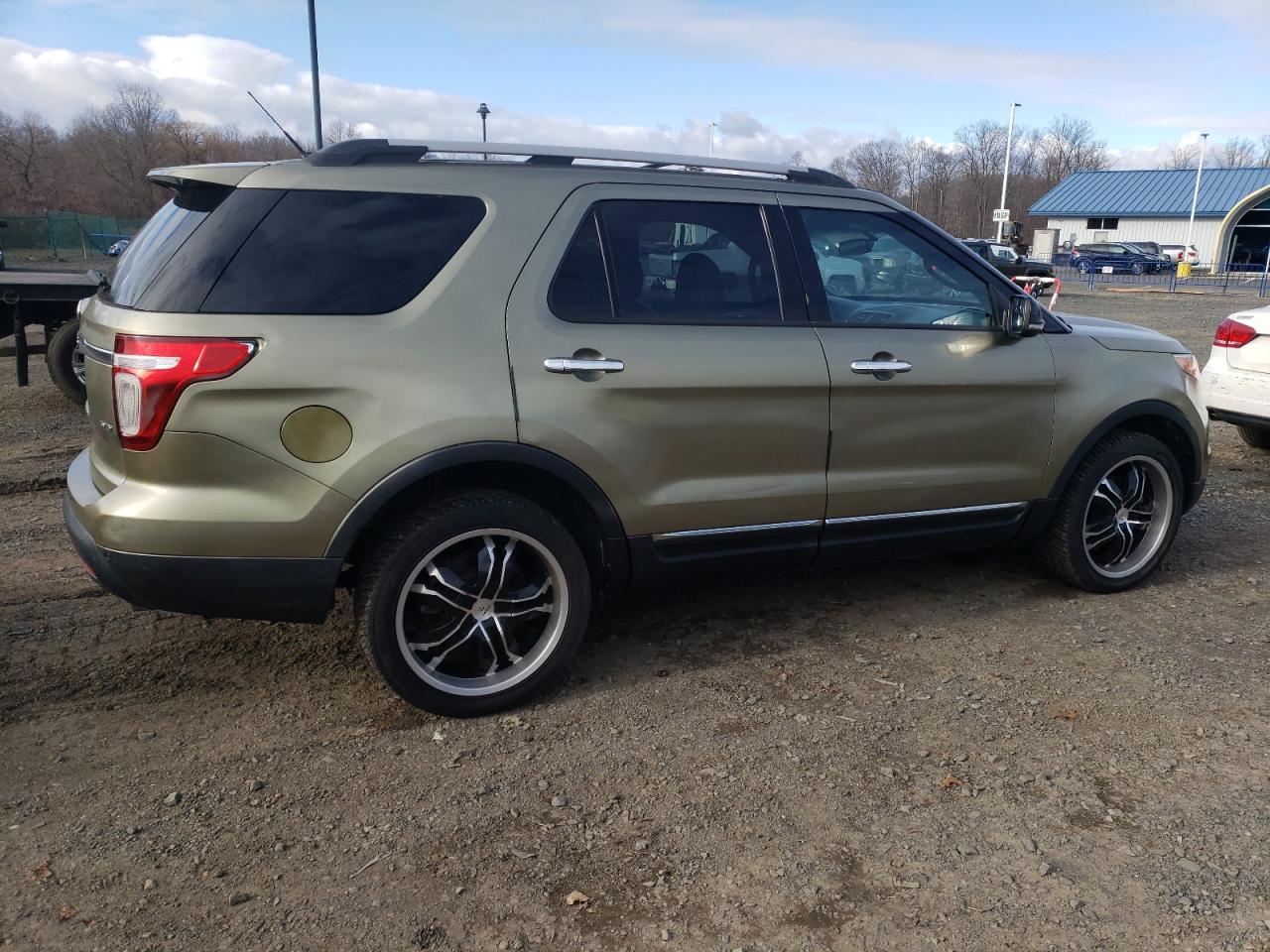 Изображение 3 2013 FORD EXPLORER XLT 2013 с VIN 1FM5K8D85DGA63960