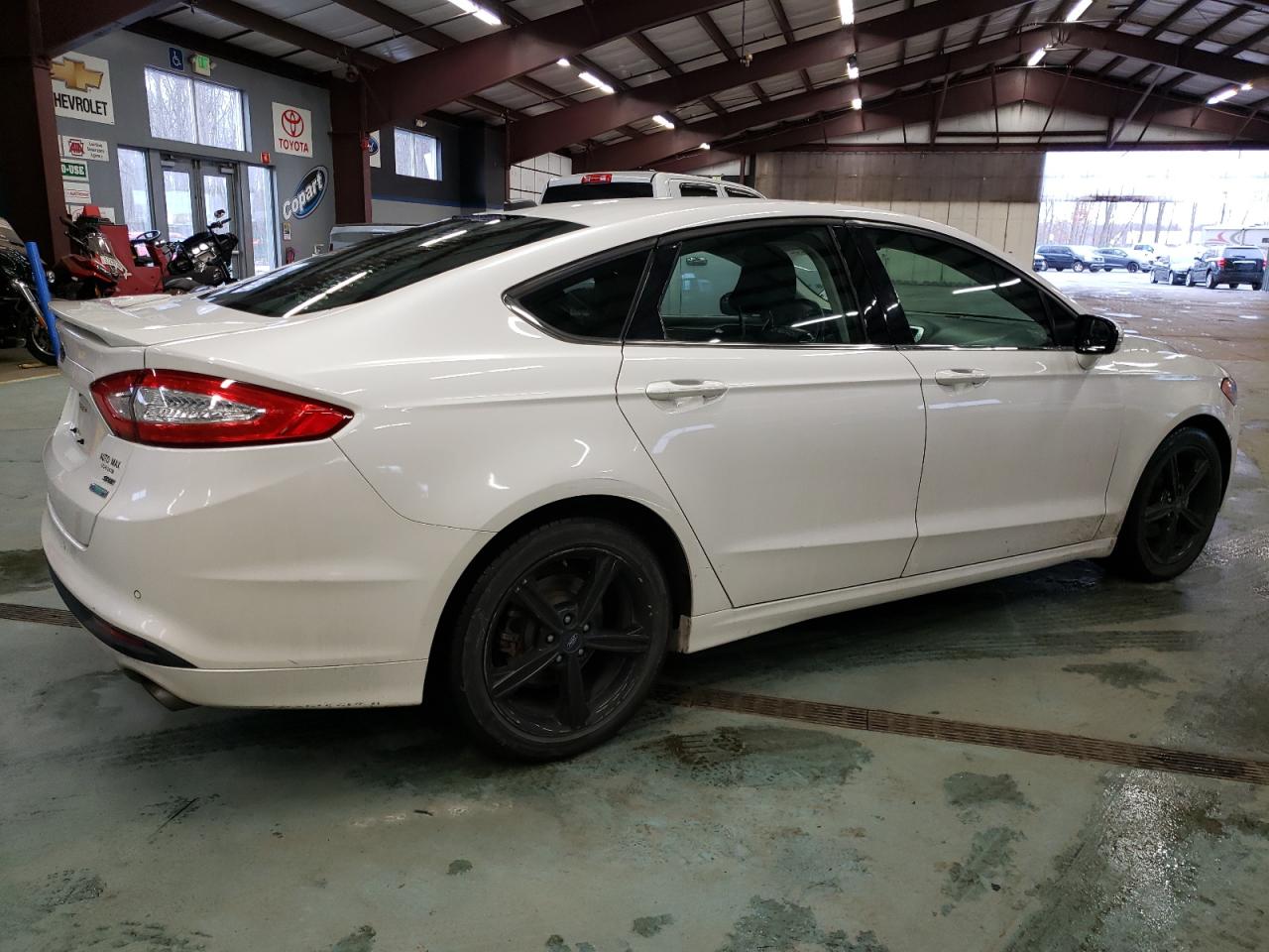 Image 3 of 2016 FORD FUSION SE 2016 with VIN 3FA6P0HDXGR245658