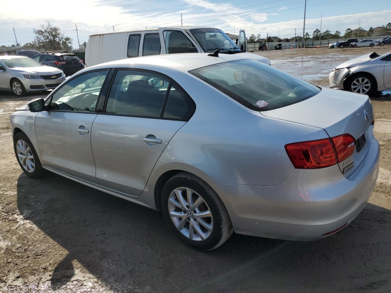 Image 2 of 2011 VOLKSWAGEN JETTA SE 2011 with VIN 3VWDZ7AJ5BM052082