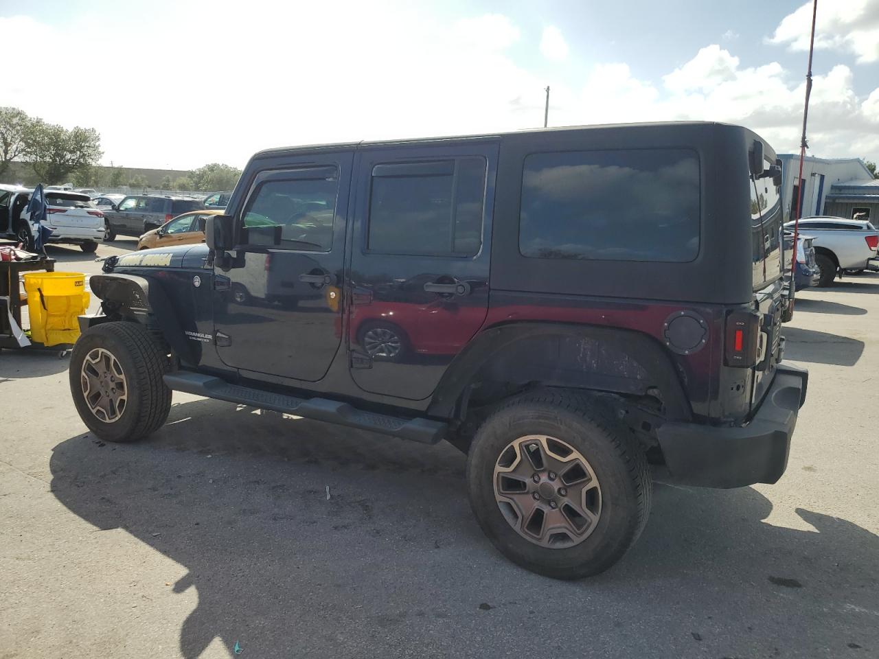 Image 2 of Jeep Wrangler Unlimited Rubicon 2013 with VIN 1C4HJWFG8DL613446