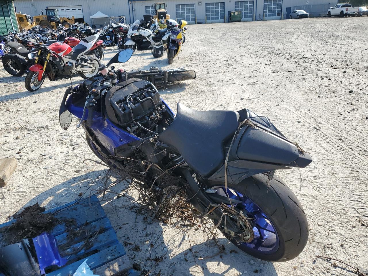 Image 3 of Yamaha Yzfr1 2023 with VIN JYARN66E2PA003030
