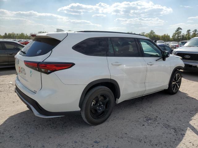 Изображение 3 2021 TOYOTA HIGHLANDER XSE 2021 с VIN 5TDLZRAH5MS042923