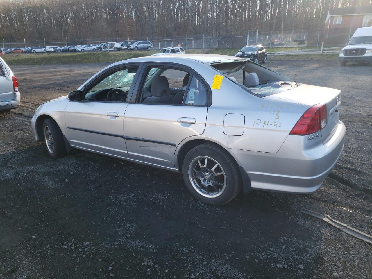 Image 2 of 2005 HONDA CIVIC LX 2005 with VIN 2HGES16595H604806