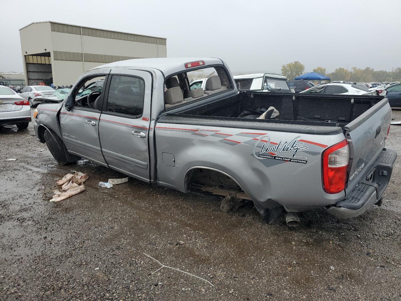 Изображение 2 2006 TOYOTA TUNDRA DOUBLE CAB SR5 2006 с VIN 5TBDT44116S534822