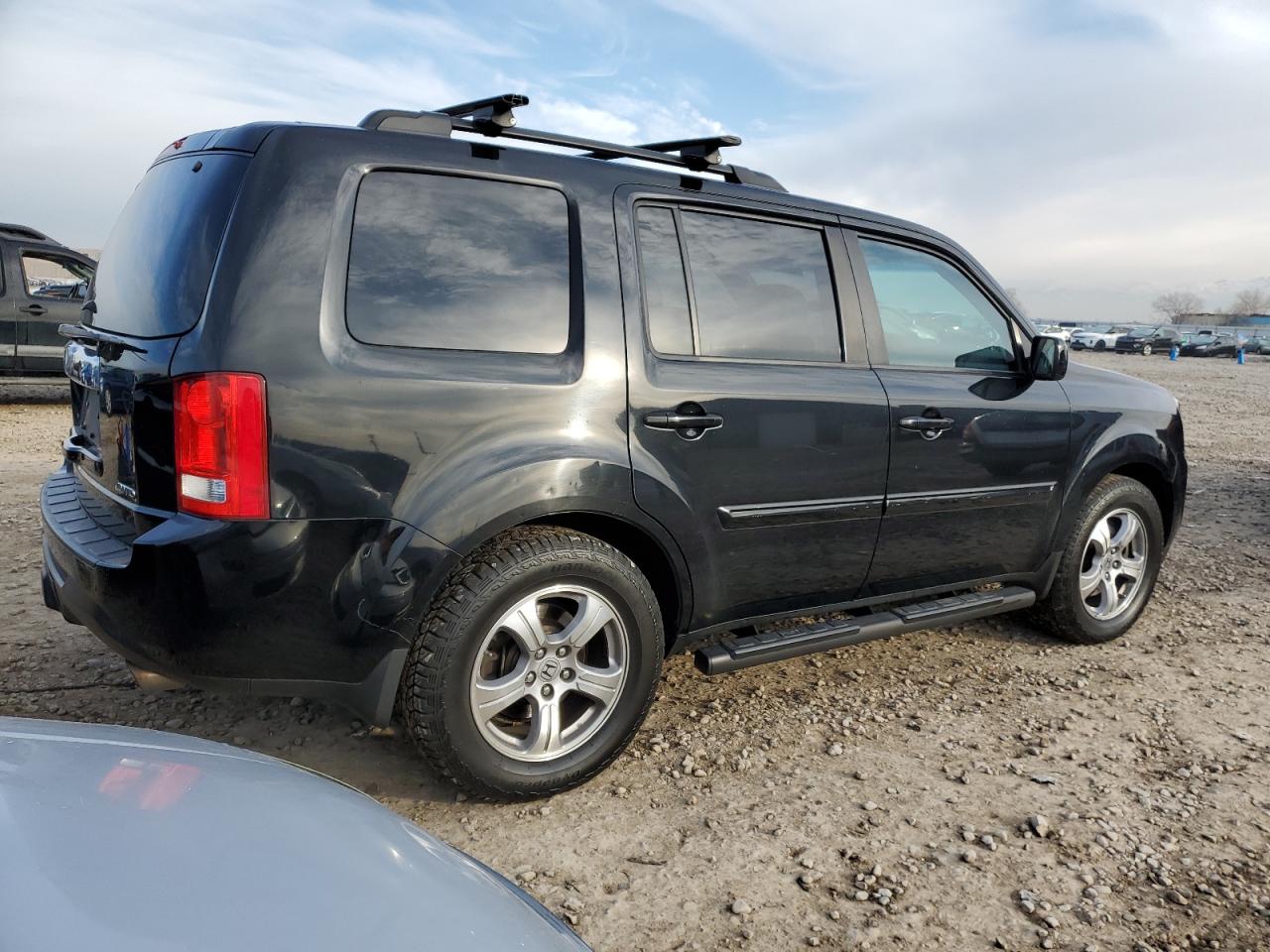 Image 3 of 2013 HONDA PILOT EXL 2013 with VIN 5FNYF4H54DB002110
