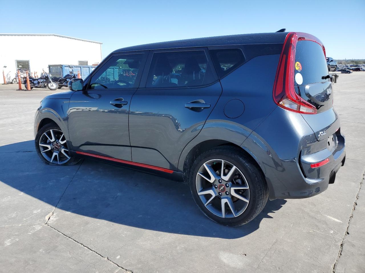 Image 2 of 2022 KIA SOUL GT-LINE TURBO 2022 with VIN KNDJ53AF3N7818931