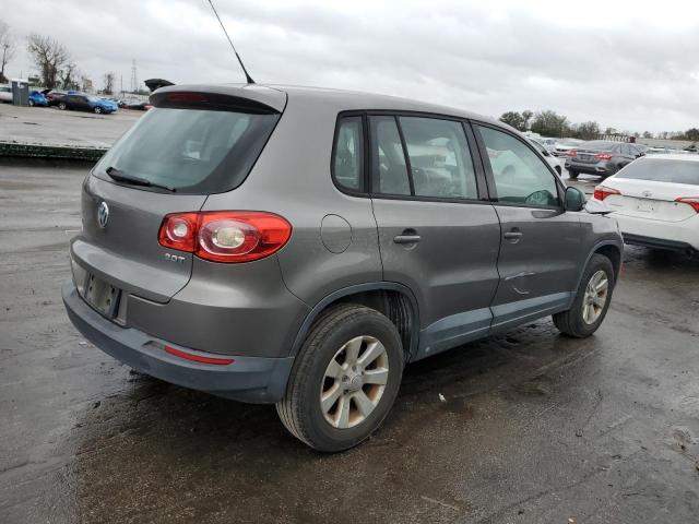 Image 3 of 2010 VOLKSWAGEN TIGUAN S 2010 with VIN WVGAV7AXXAW511610