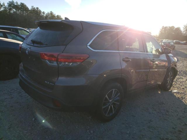 Obraz 3 z 2017 TOYOTA HIGHLANDER SE 2017 z VIN 5TDJZRFH7HS427616