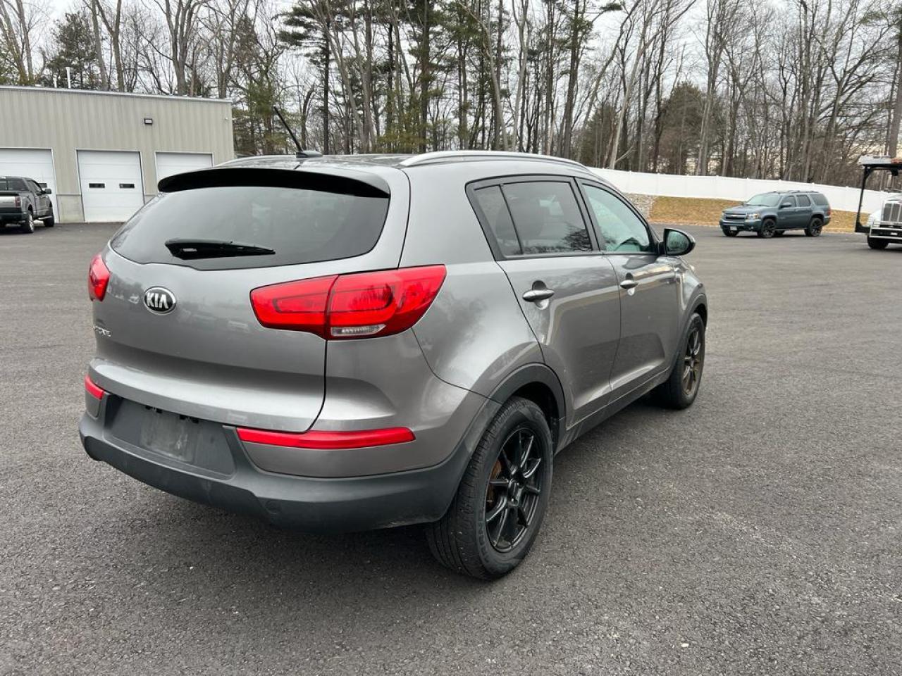 Obraz 3 z 2016 KIA SPORTAGE LX 2016 z VIN KNDPBCAC0G7858346