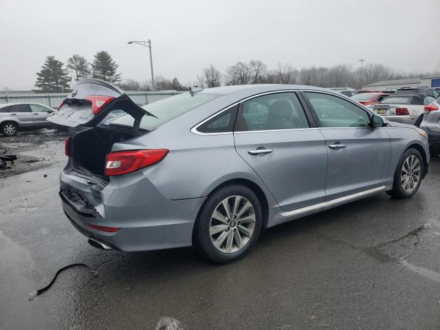 Obraz 3 z 2016 HYUNDAI SONATA SPORT 2016 z VIN 5NPE34AF1GH335935