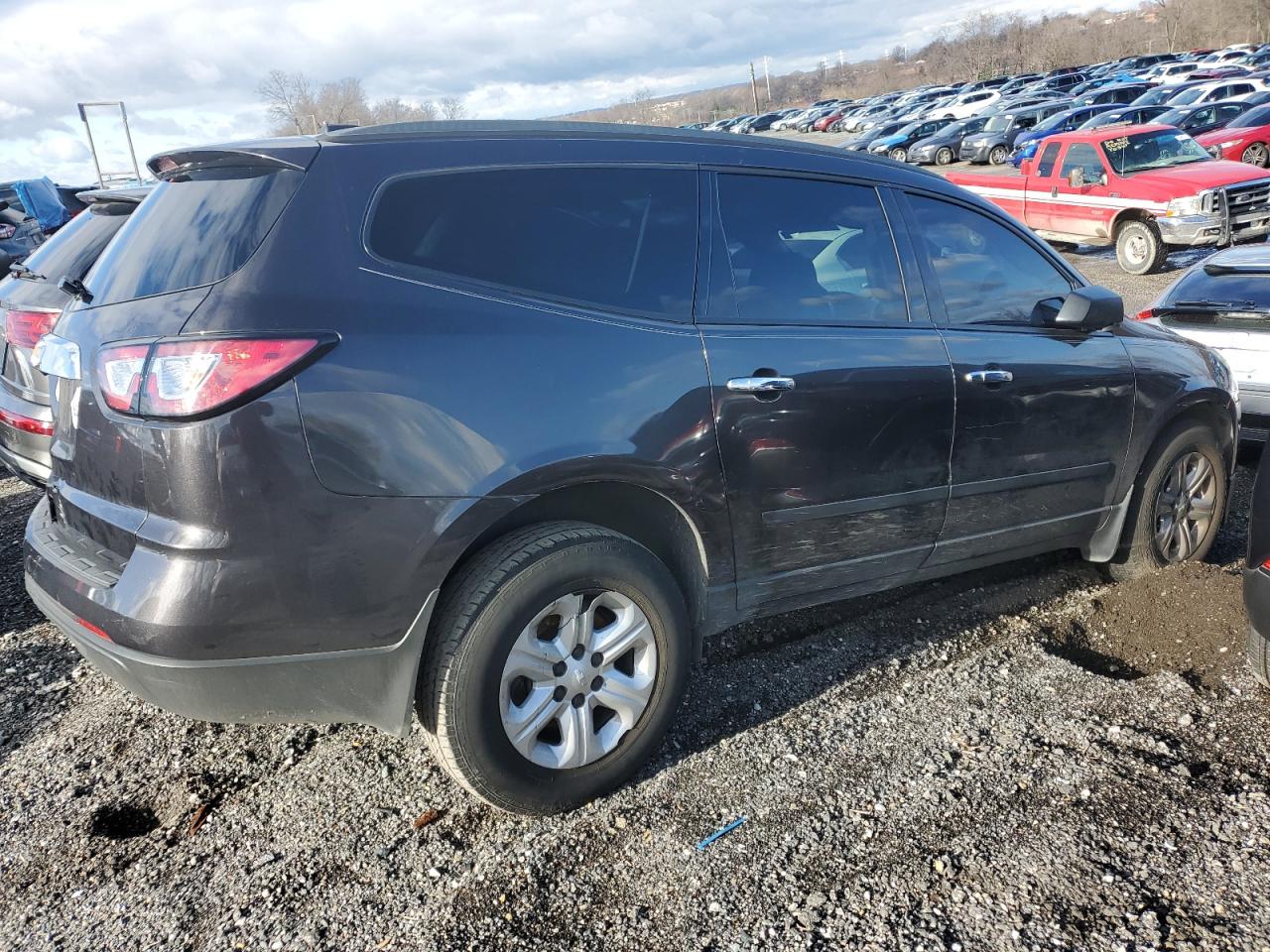 Obraz 3 z 2016 CHEVROLET TRAVERSE LS 2016 z VIN 1GNKVFED3GJ125806