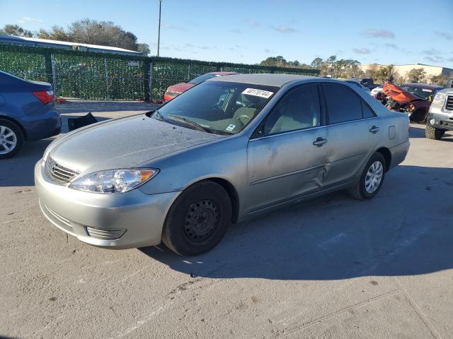 Image 1 of 2005 TOYOTA CAMRY LE 2005 with VIN 4T1BE32K15U977654