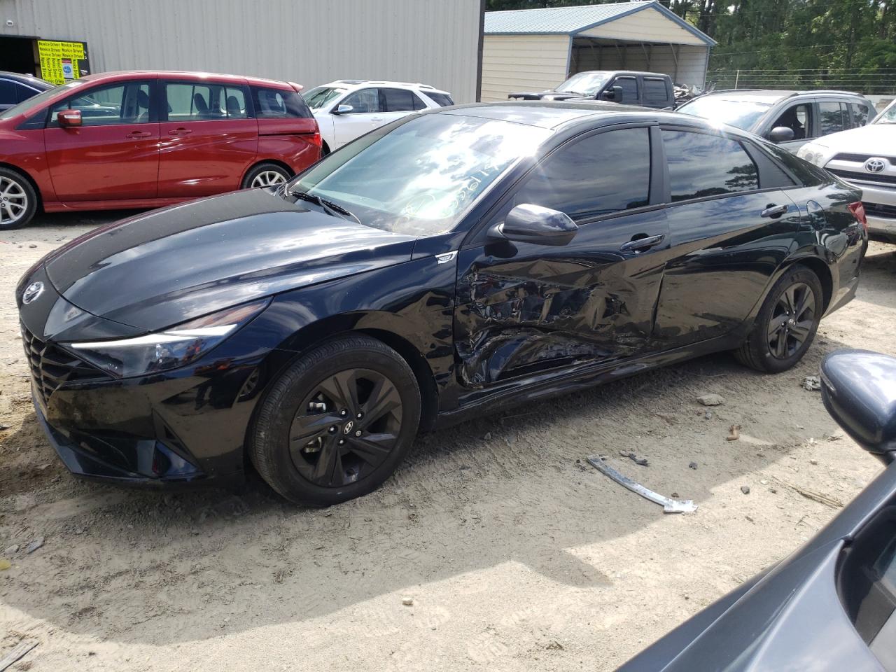 Image 1 of 2021 HYUNDAI ELANTRA SEL 2021 with VIN 5NPLM4AG9MH019370