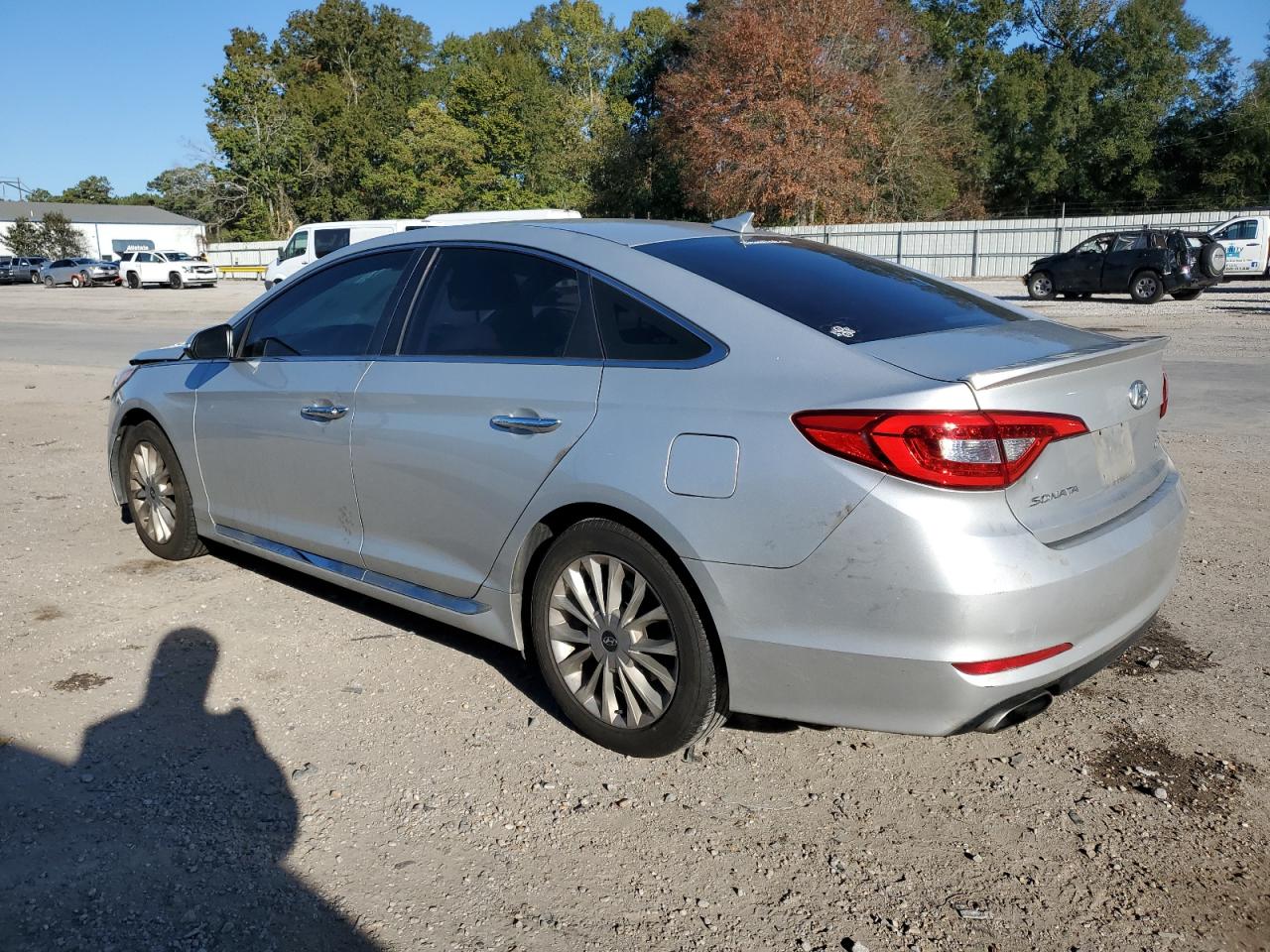 Image 2 of 2015 HYUNDAI SONATA SPORT 2015 with VIN 5NPE34AF0FH038105