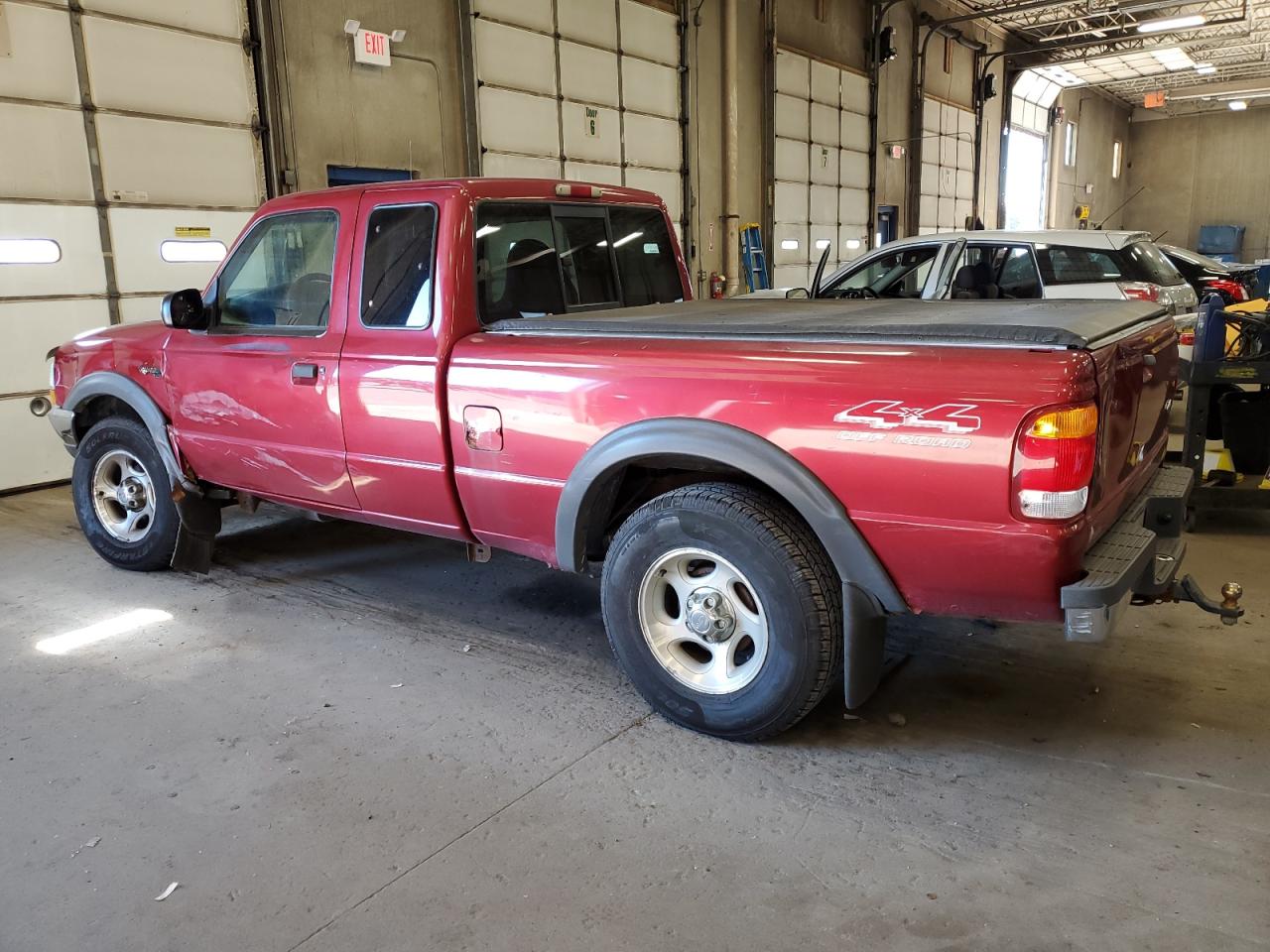 Image 2 of 1999 FORD RANGER SUPER CAB 1999 with VIN 1FTZR15X5XPA21193