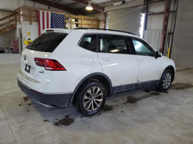Image 3 of 2018 VOLKSWAGEN TIGUAN SE 2018 with VIN 3VV2B7AX0JM112739