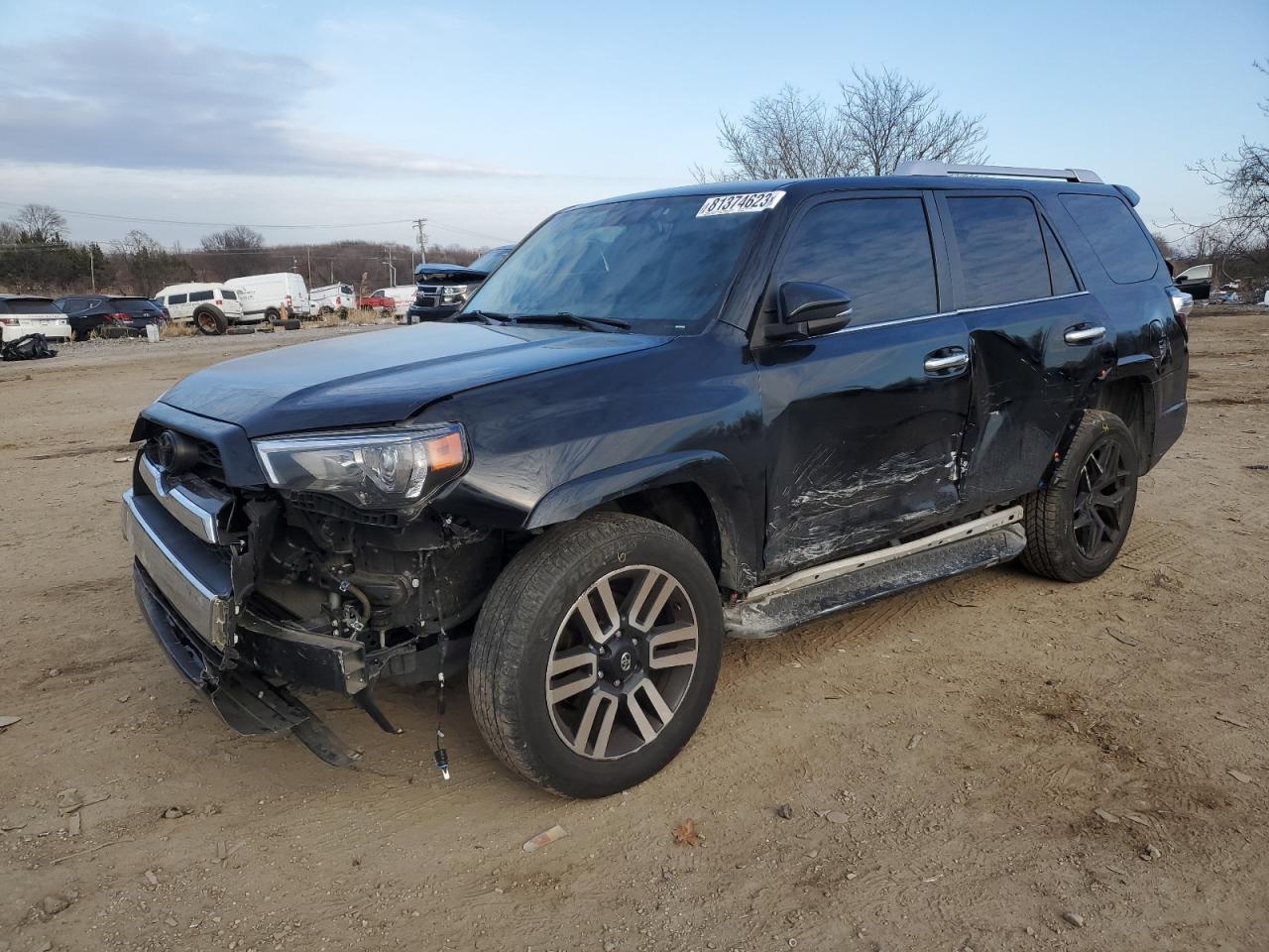 Изображение 1 2018 TOYOTA 4RUNNER SR5/SR5 PREMIUM 2018 с VIN JTEBU5JR6J5500249