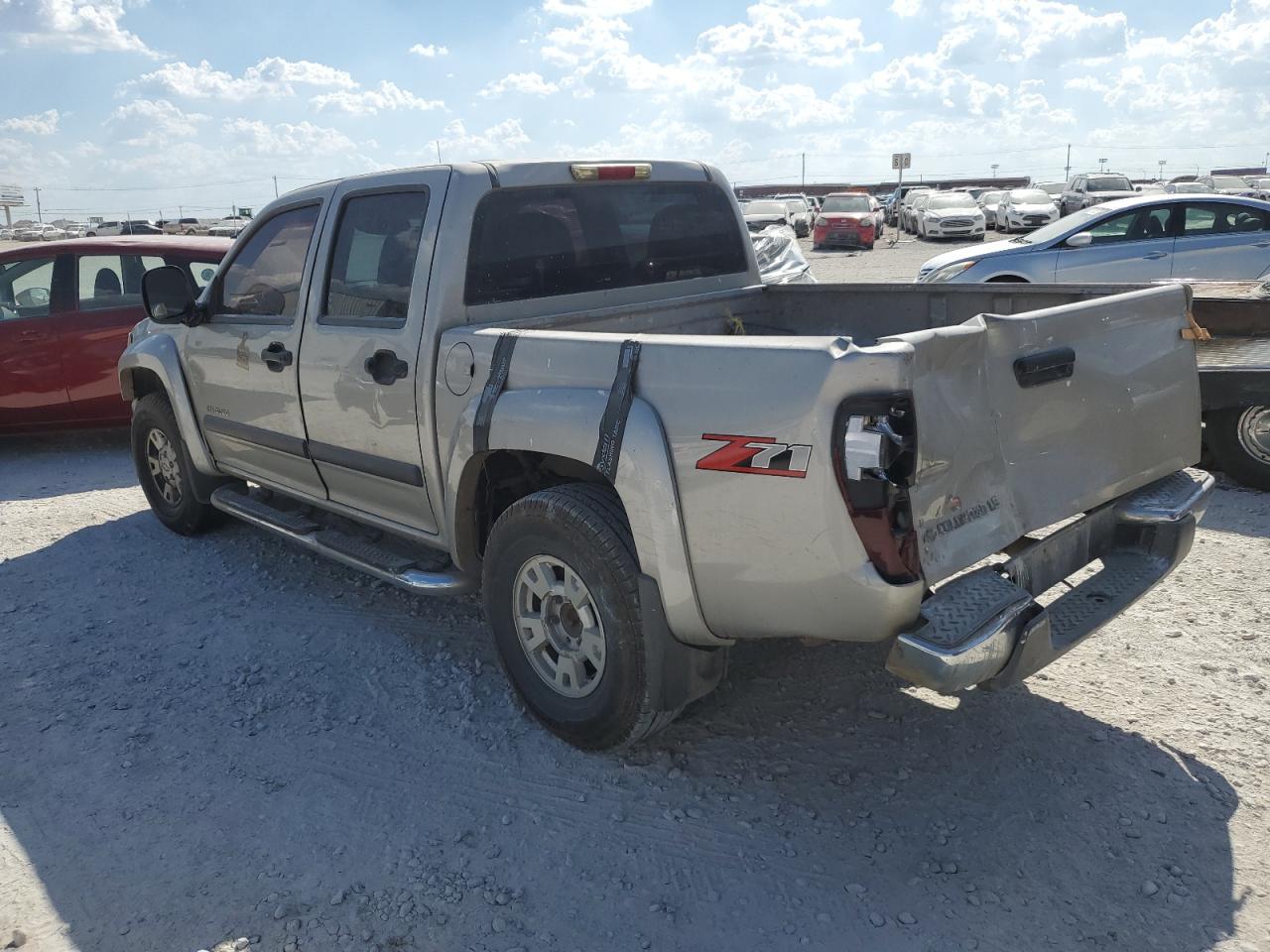 Image 2 of 2004 CHEVROLET COLORADO  2004 with VIN 1GCDS136248193891