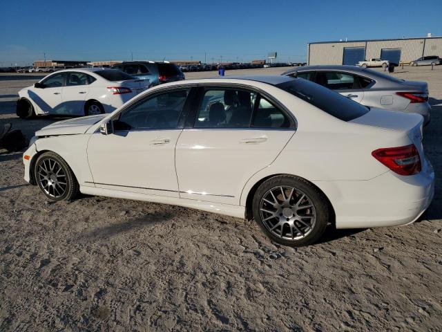 Image 2 of 2013 MERCEDES-BENZ C 250 2013 with VIN WDDGF4HB7DR294899