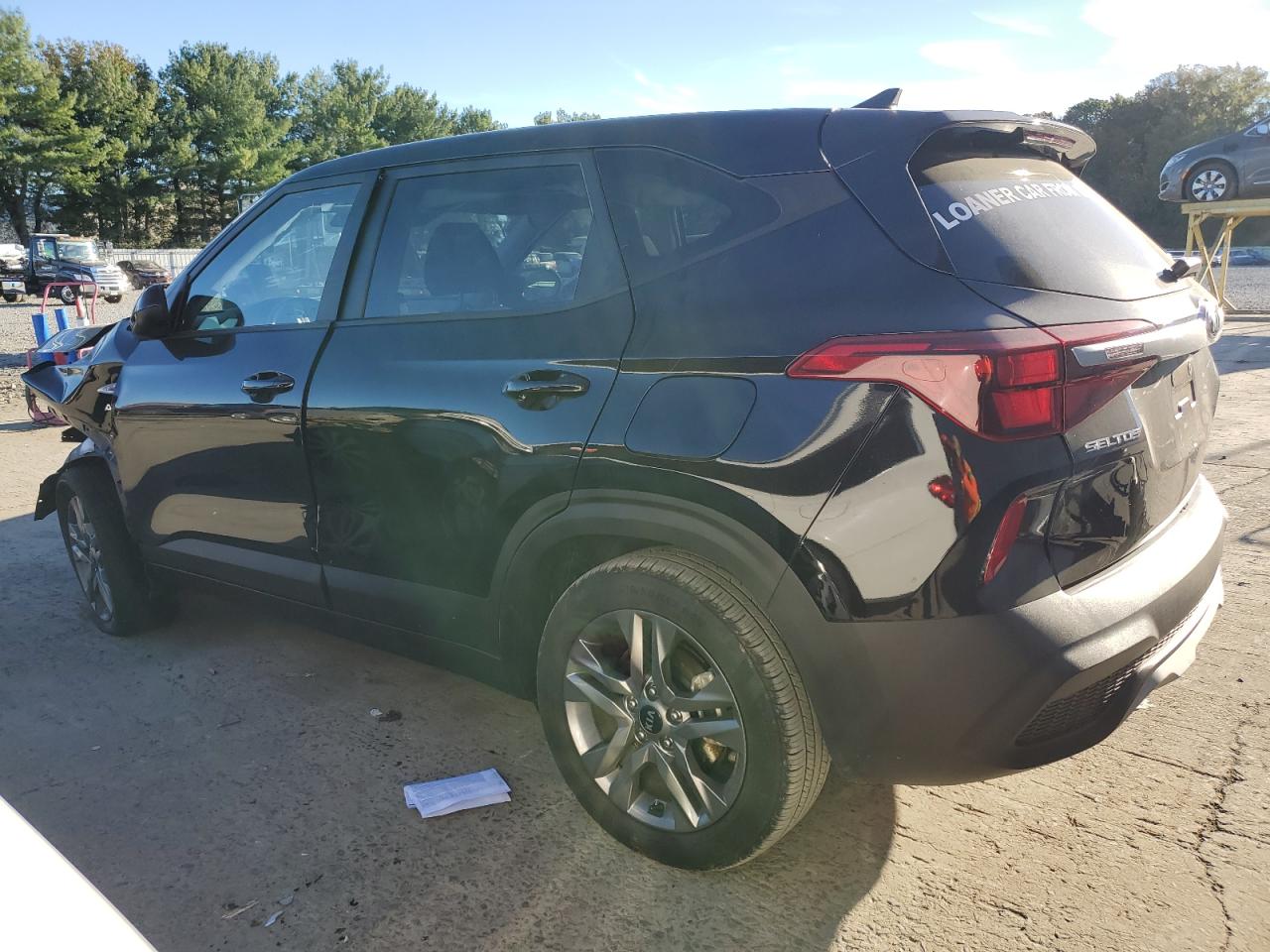 Изображение 2 2021 KIA SELTOS LX 2021 с VIN KNDEPCAA7M7186093