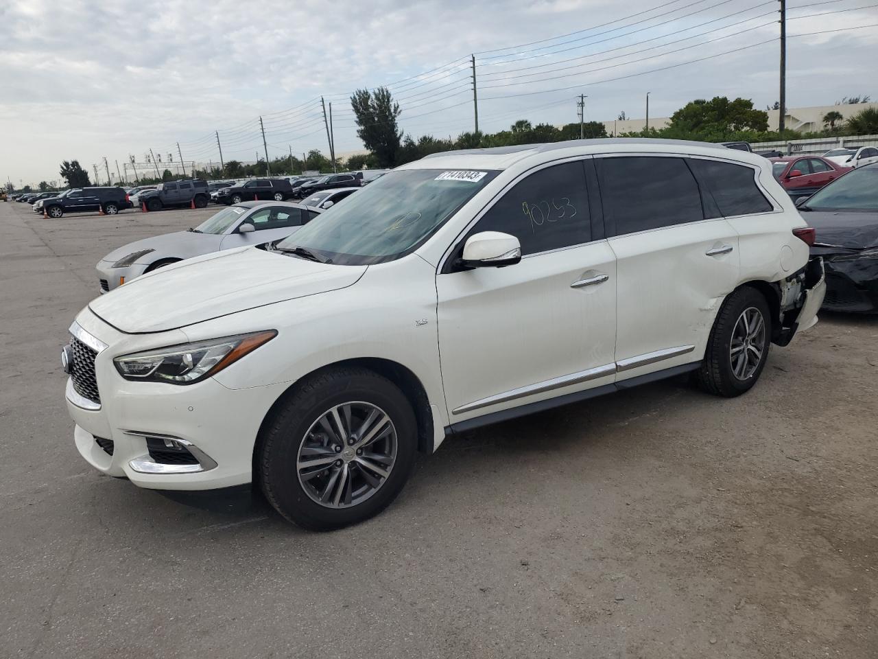 Изображение 2017 INFINITI QX60  2017
