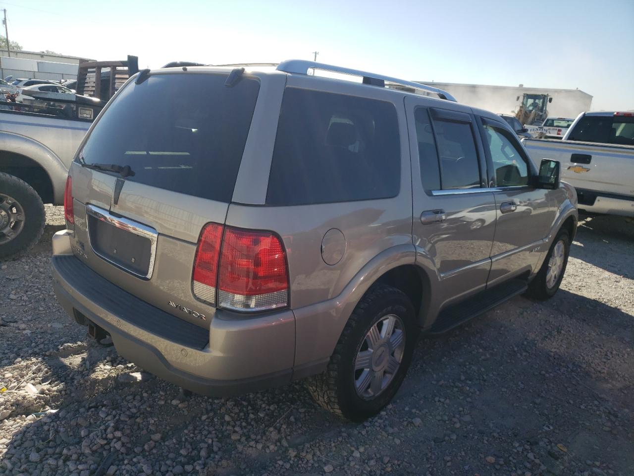 Image 3 of 2004 LINCOLN AVIATOR 2004 with VIN 5LMEU88H94ZJ42019