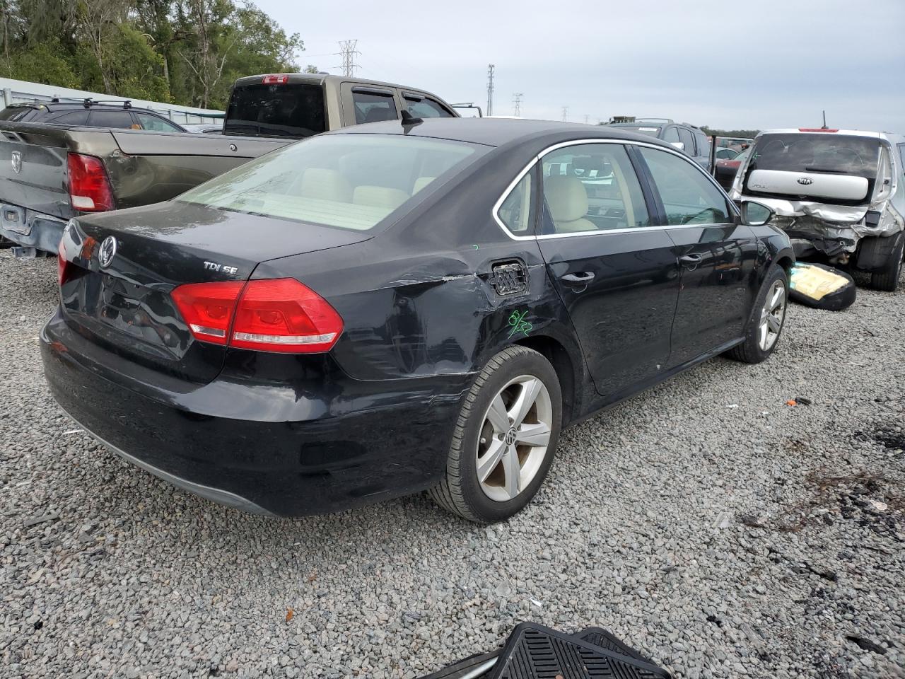 Изображение 3 2012 VOLKSWAGEN PASSAT SE 2012 с VIN 1VWBN7A32CC060227