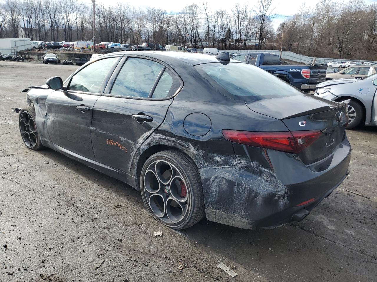 Изображение 2 2021 ALFA ROMEO GIULIA TI 2021 с VIN ZARFANBN9M7641017