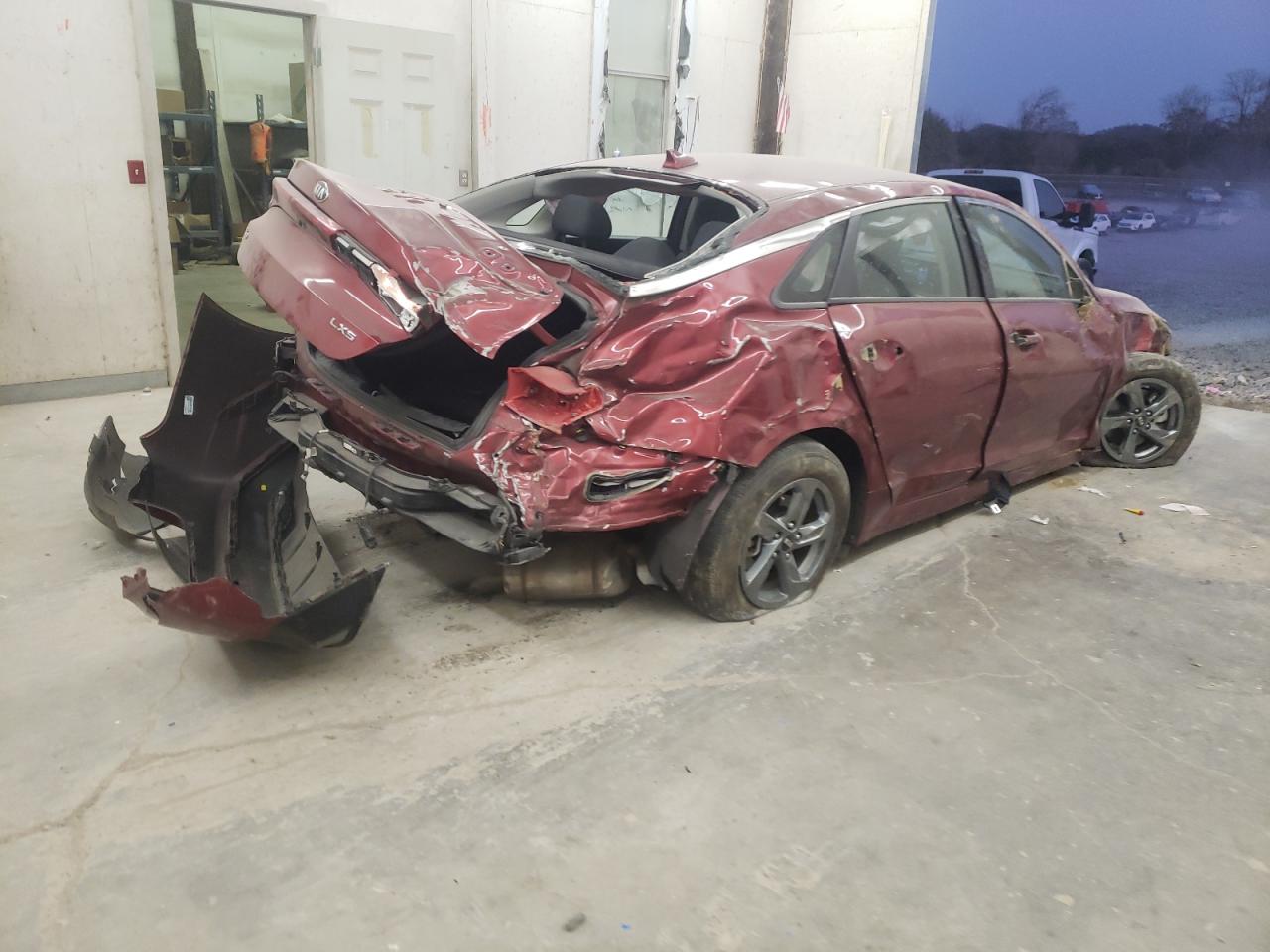 Obraz 3 z 2021 KIA K5 LXS 2021 z VIN 5XXG14J29MG011313