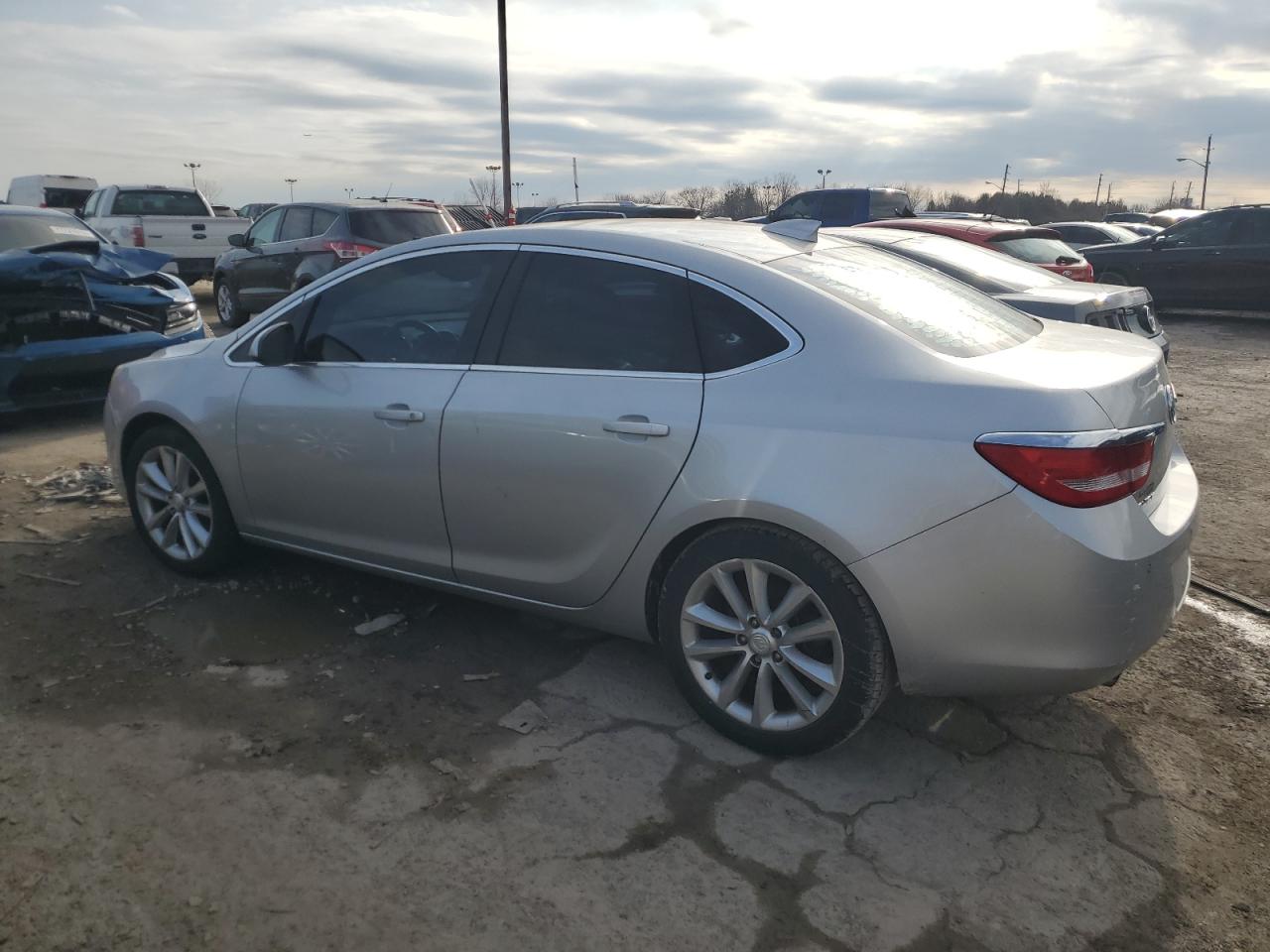 Изображение 2 2015 BUICK VERANO CONVENIENCE 2015 с VIN 1G4PR5SK0F4105084