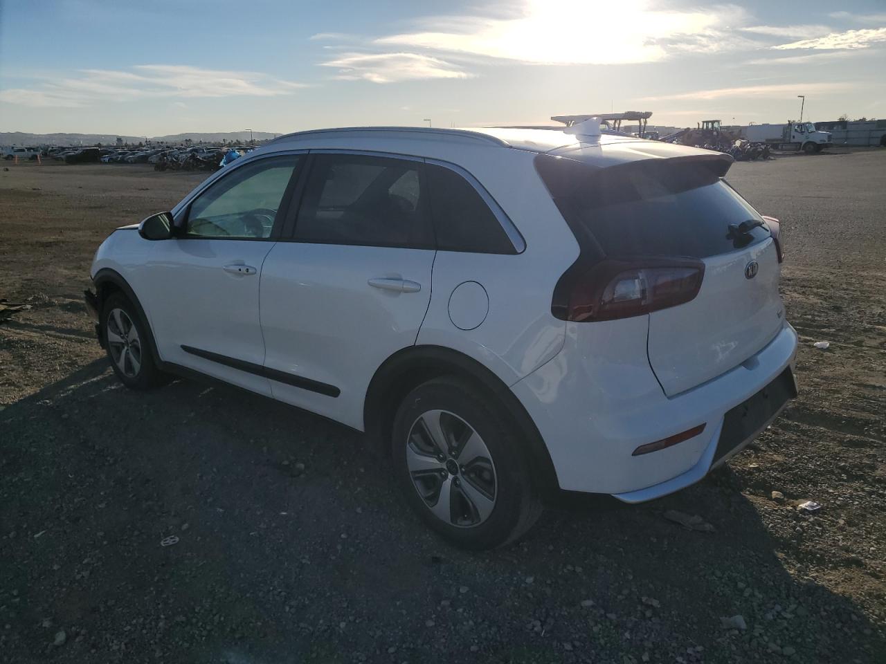 Obraz 2 z 2019 KIA NIRO FE 2019 z VIN KNDCB3LC5K5328258