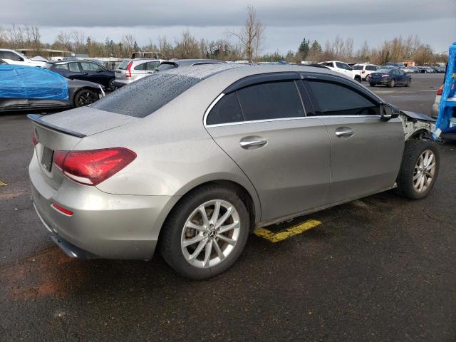 Obraz 3 z 2020 MERCEDES-BENZ A 220 4MATIC 2020 z VIN W1K3G4FB1LW047053