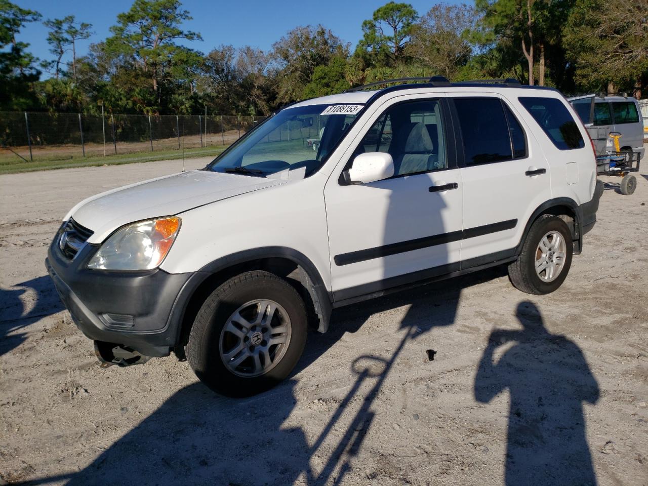 Image 1 of 2004 HONDA CR-V EX 2004 with VIN SHSRD77834U256195