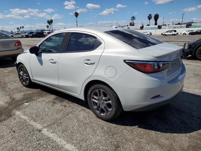 Image 2 of 2019 TOYOTA YARIS L 2019 with VIN 3MYDLBYV5KY503621