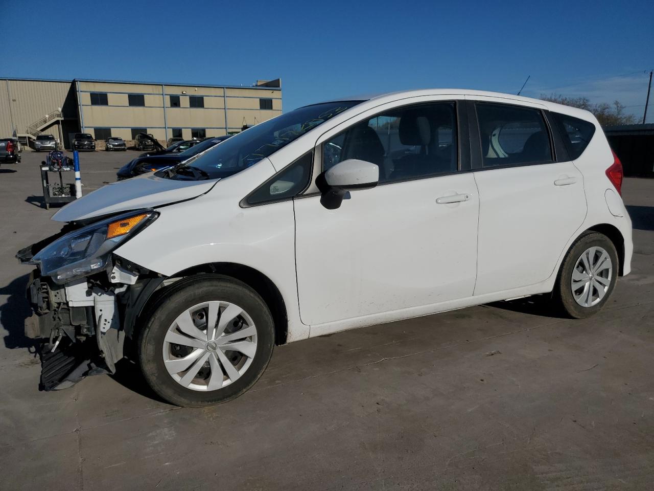 Изображение 1 2018 NISSAN VERSA NOTE S 2018 с VIN 3N1CE2CPXJL352223
