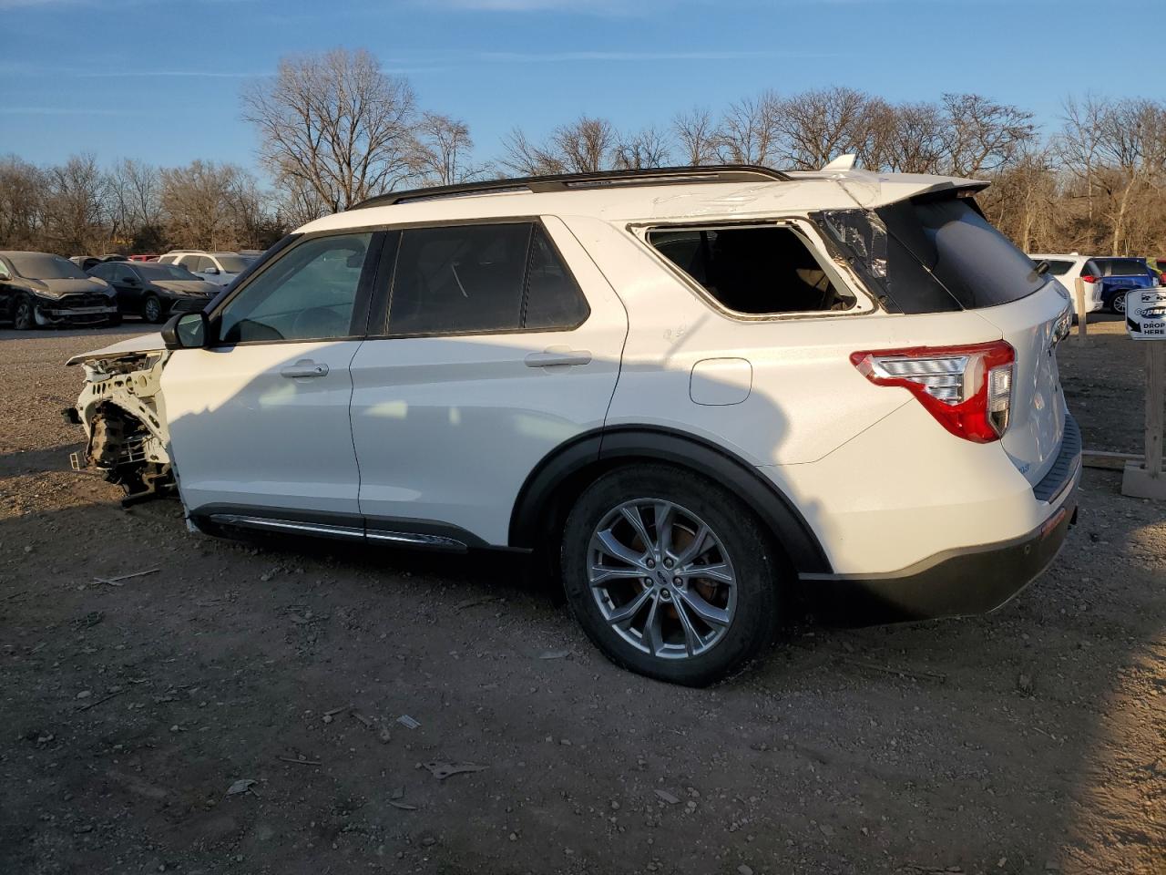 Image 2 of 2021 FORD EXPLORER XLT 2021 with VIN 1FMSK8DH7MGC48997