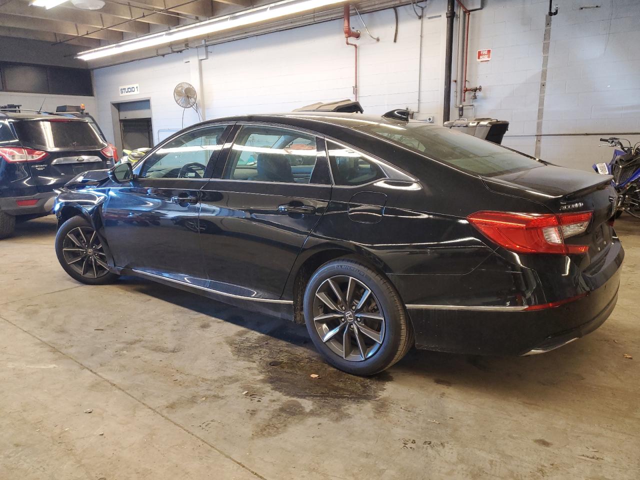 Изображение 2 2021 HONDA ACCORD EXL 2021 с VIN 1HGCV1F52MA016337