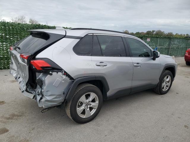 Image 3 of 2021 TOYOTA RAV4 XLE 2021 with VIN 2T3W1RFV5MC116084