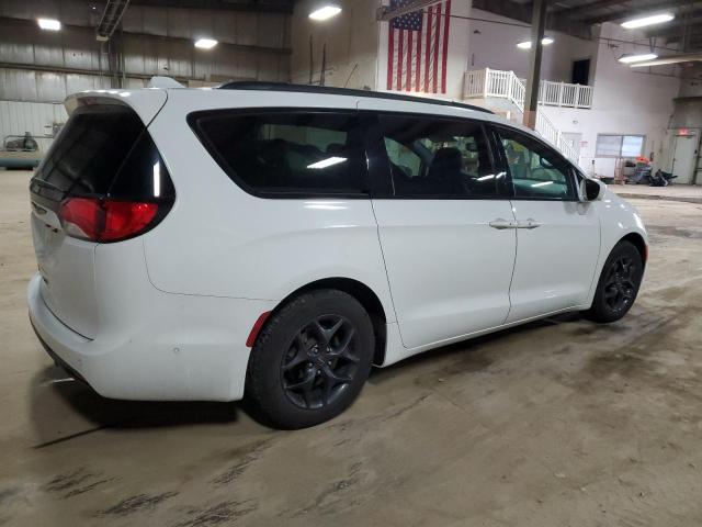 Image 3 of 2019 CHRYSLER PACIFICA TOURING L PLUS 2019 with VIN 2C4RC1EGXKR540426
