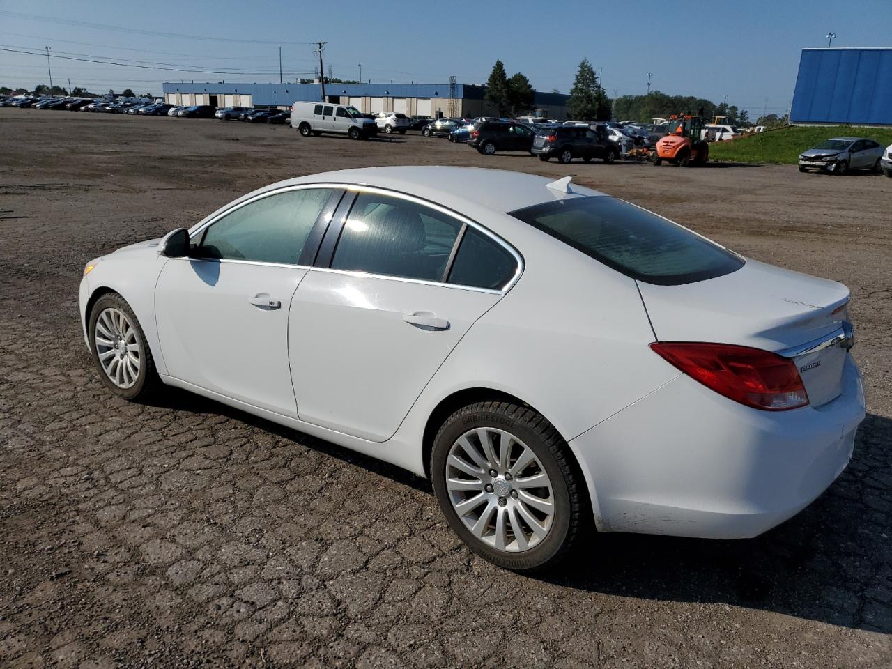 Image 2 of 2012 BUICK REGAL  2012 with VIN 2G4GR5EK8C9113955