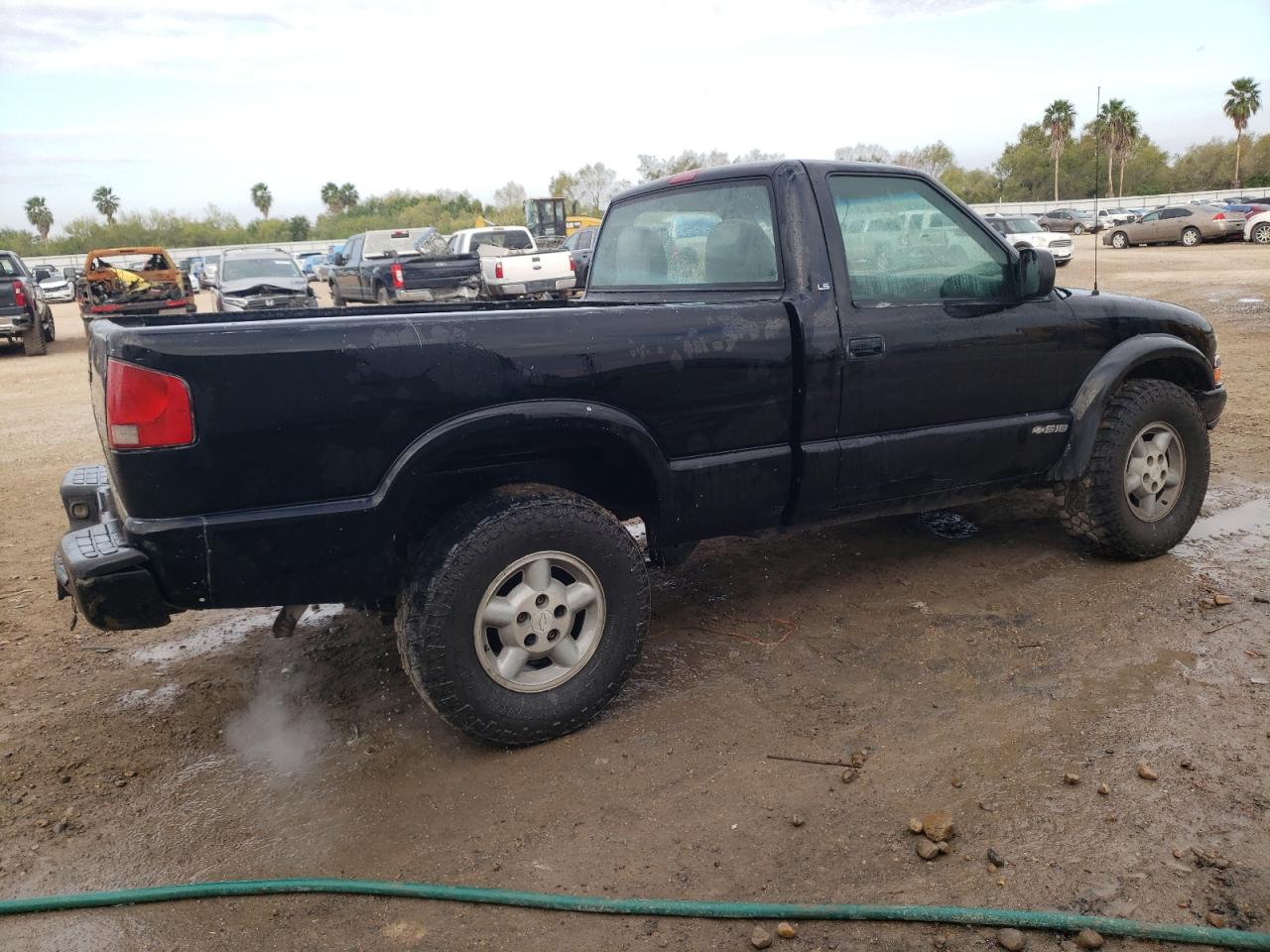 Изображение 3 1998 CHEVROLET S TRUCK S10 1998 с VIN 1GCCT14W3WK213238