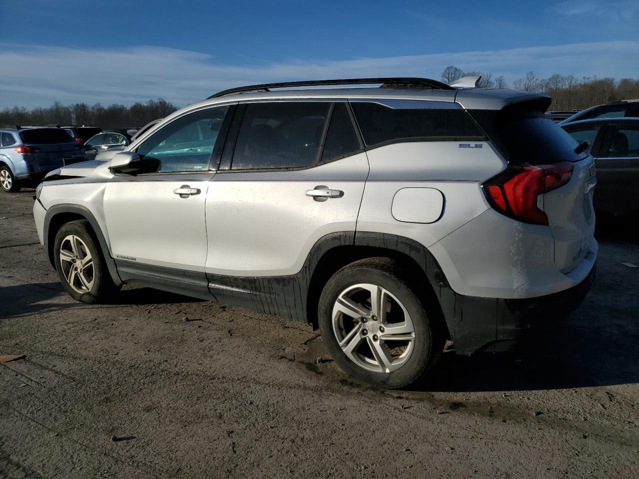 Obraz 2 z 2018 GMC TERRAIN SLE 2018 z VIN 3GKALTEV1JL311463